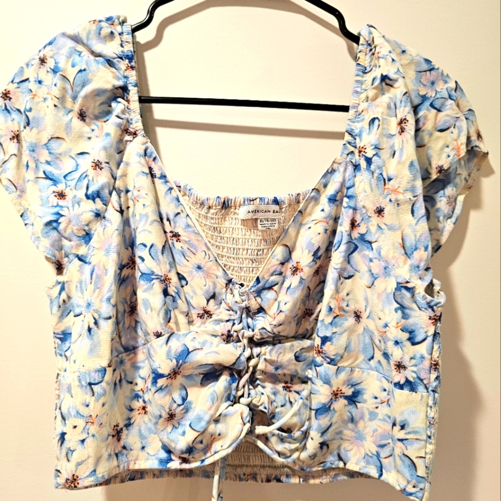 American Eagle Floral Cropped Top Size XL